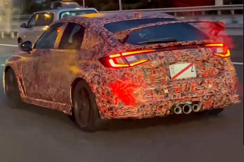 Honda Civic Type R нового поколения попал на видео