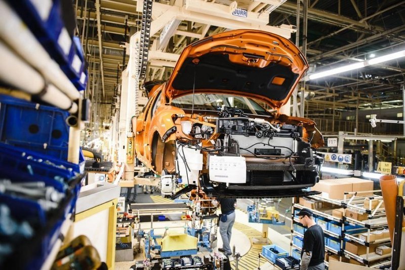 Nissan продлил простой на российском заводе до сентября