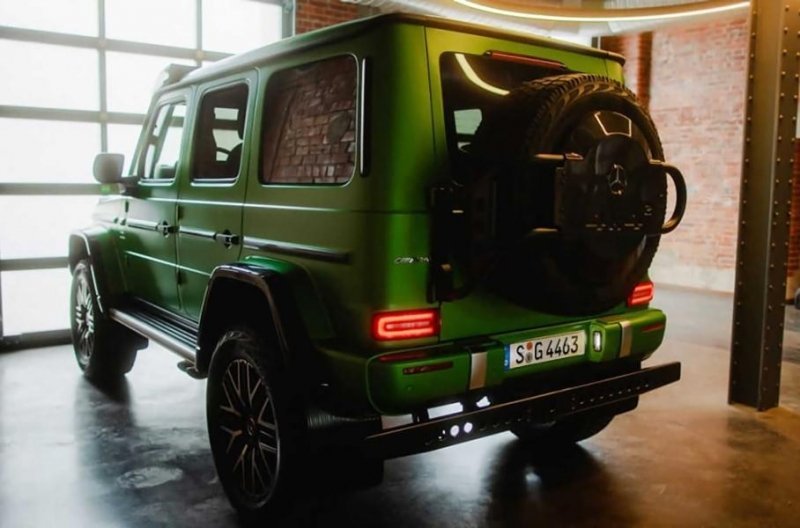 Новый Mercedes-Benz G-Class 4x4², спортседан Chery и «длиннохвостая» Pagani Huayra: главное за неделю