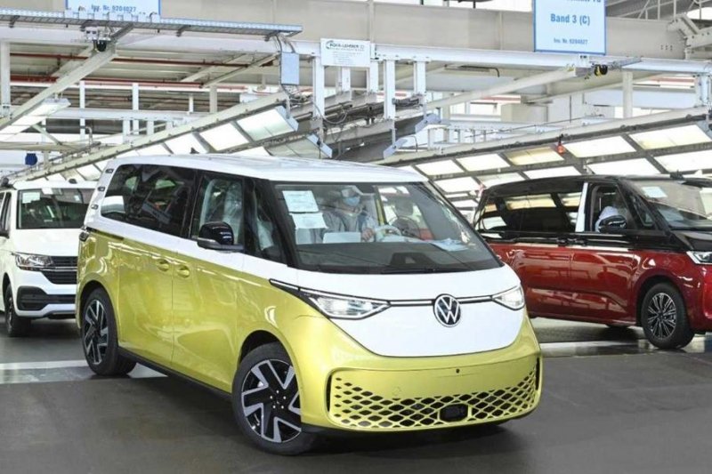 Volkswagen остановил сборку ID. Buzz, которая началась меньше месяца назад