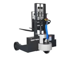 Внедорожный штабелер для склада: особенности и применение